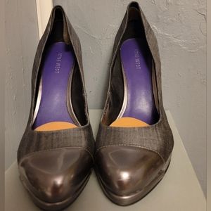 Beautiful Gray Nine West heels